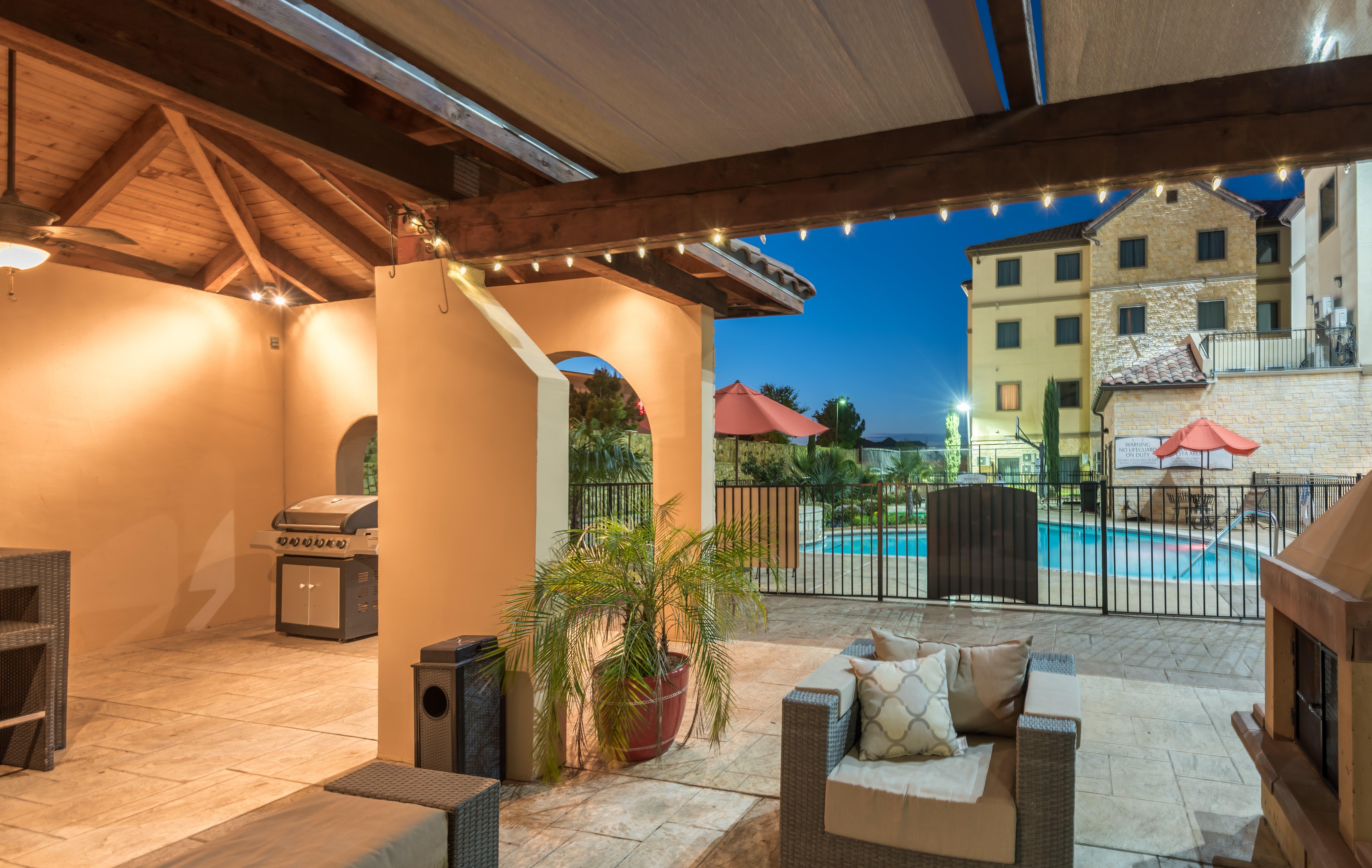 Staybridge Suites Dfw Airport North By Ihg Irving Exteriör bild